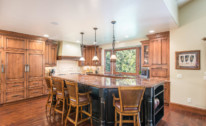 Exquisite Mountain Living